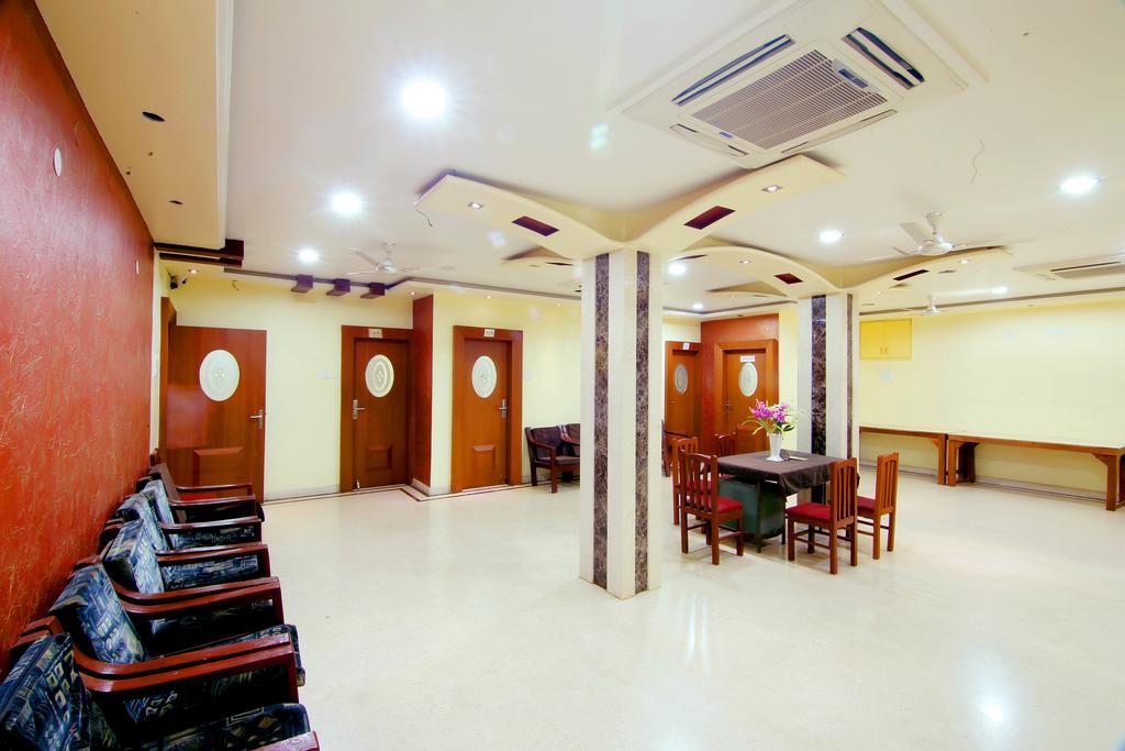 Hotel Kusum Bhilai Exterior photo